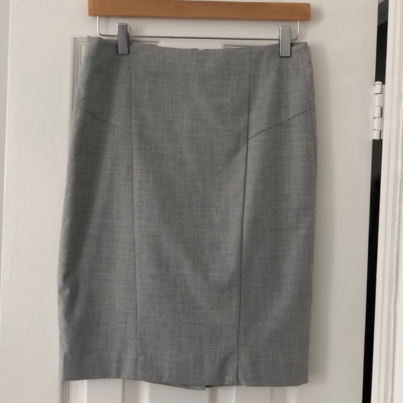 The Limited gray pencil skirt - size 4 - Picture 1 of 3